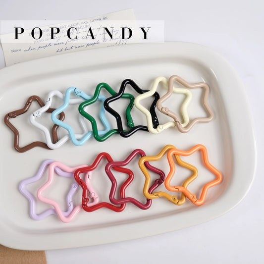 Large-Sized Star-Shaped Spring Button