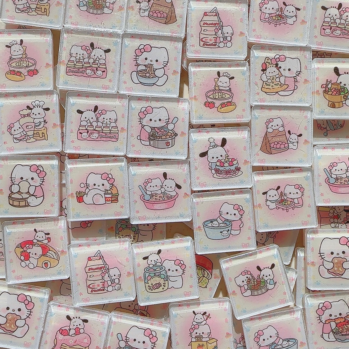 2.5cm Hello Kitty Acrylic Patch