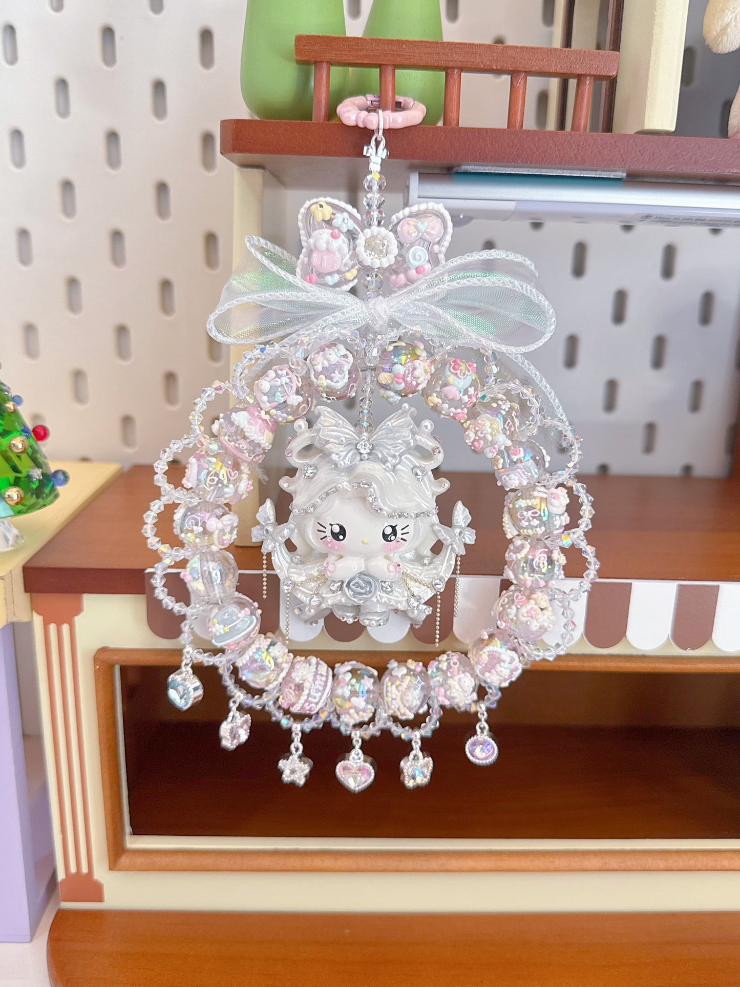 Cute Car-Shaped Pendant