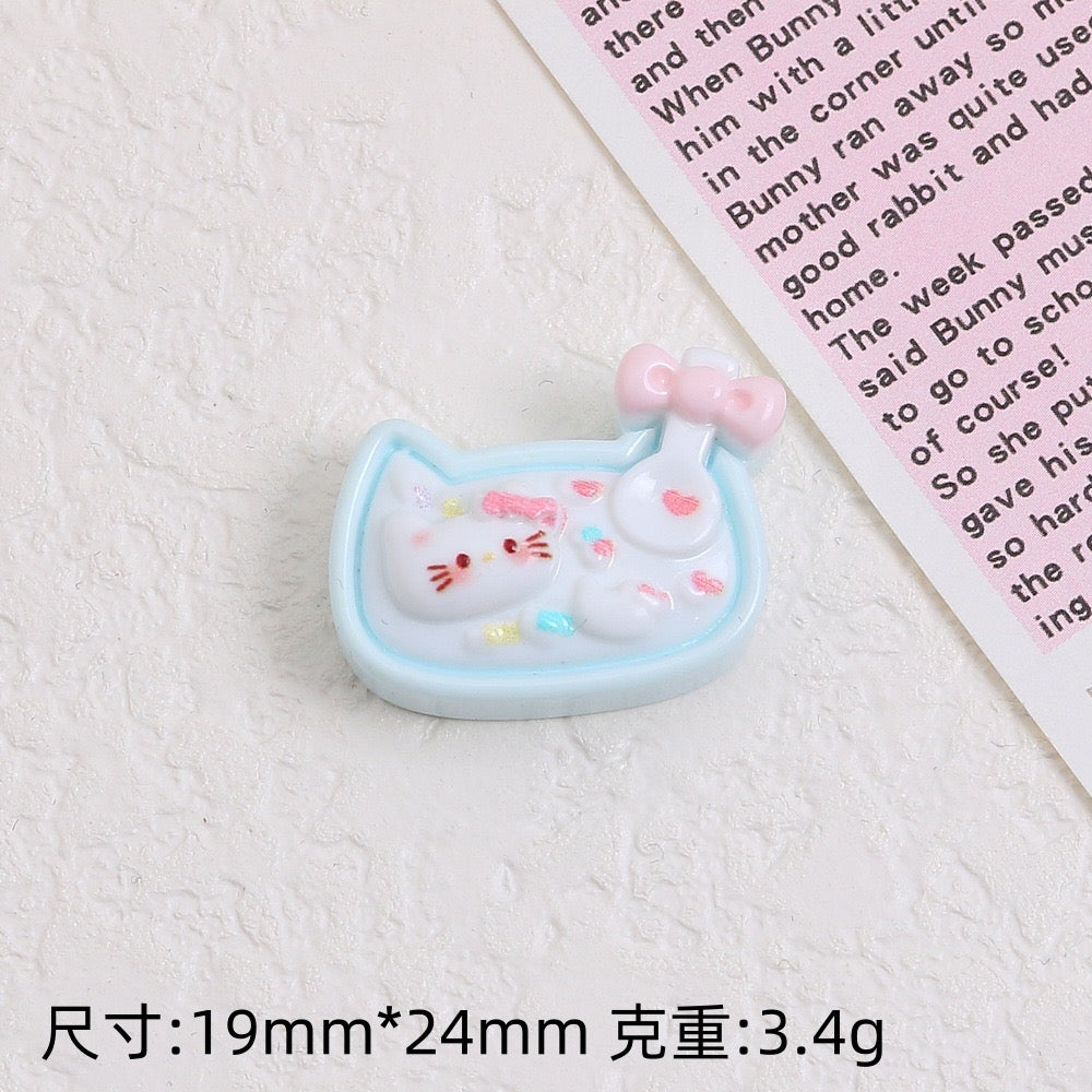 Hello Kitty Charm