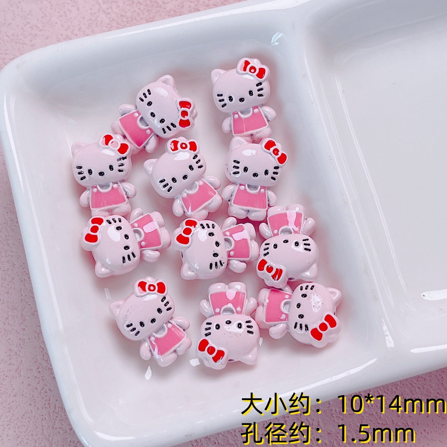Skateboard Hello Kitty Alloy Beads