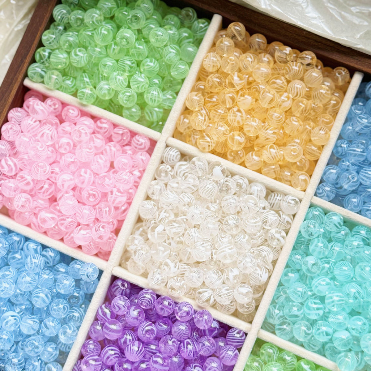 Wood‑Grain Glass Beads