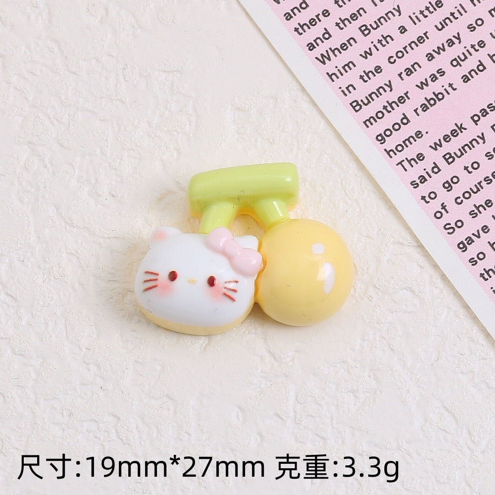 Hello Kitty Charm