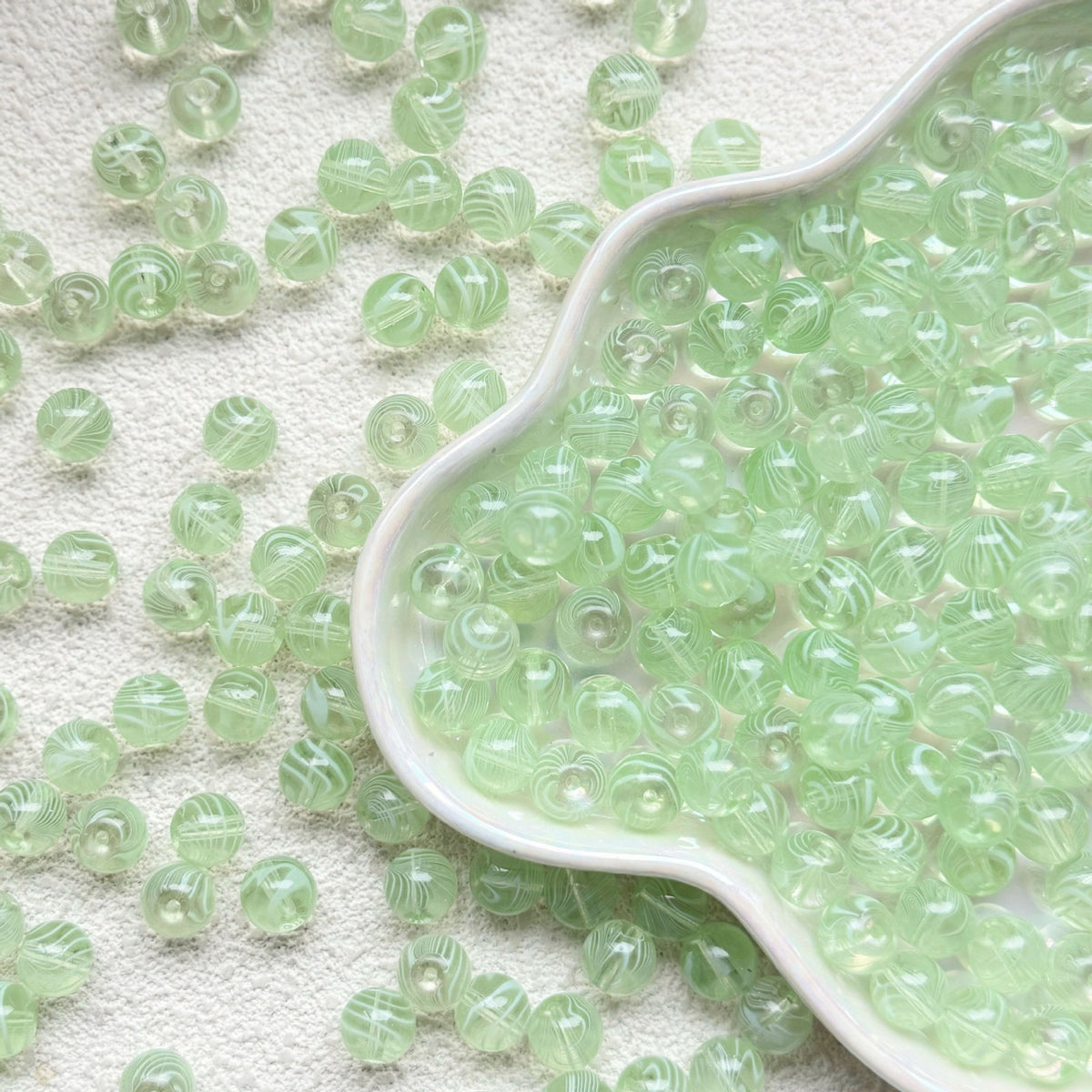 Wood‑Grain Glass Beads