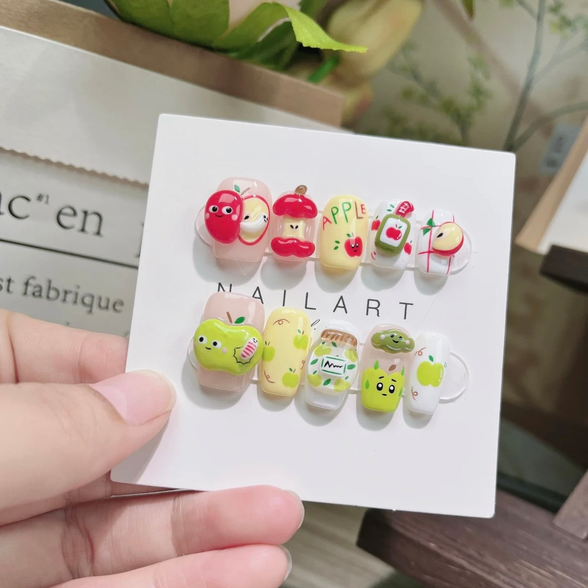 Apple Handmade Nails