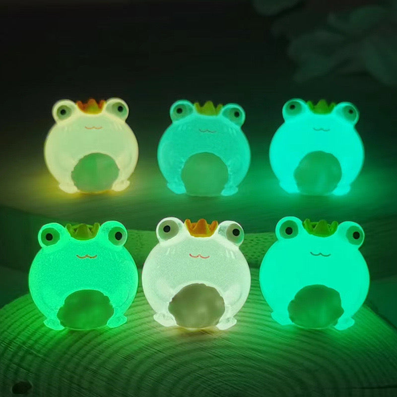 Glow-In-The-Dark Frog Charm