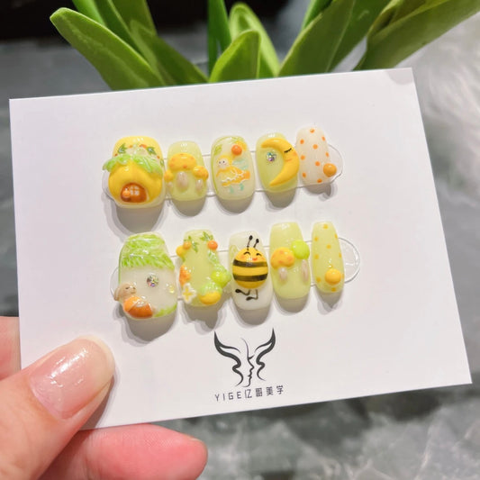 Little Bee Handmade Nails