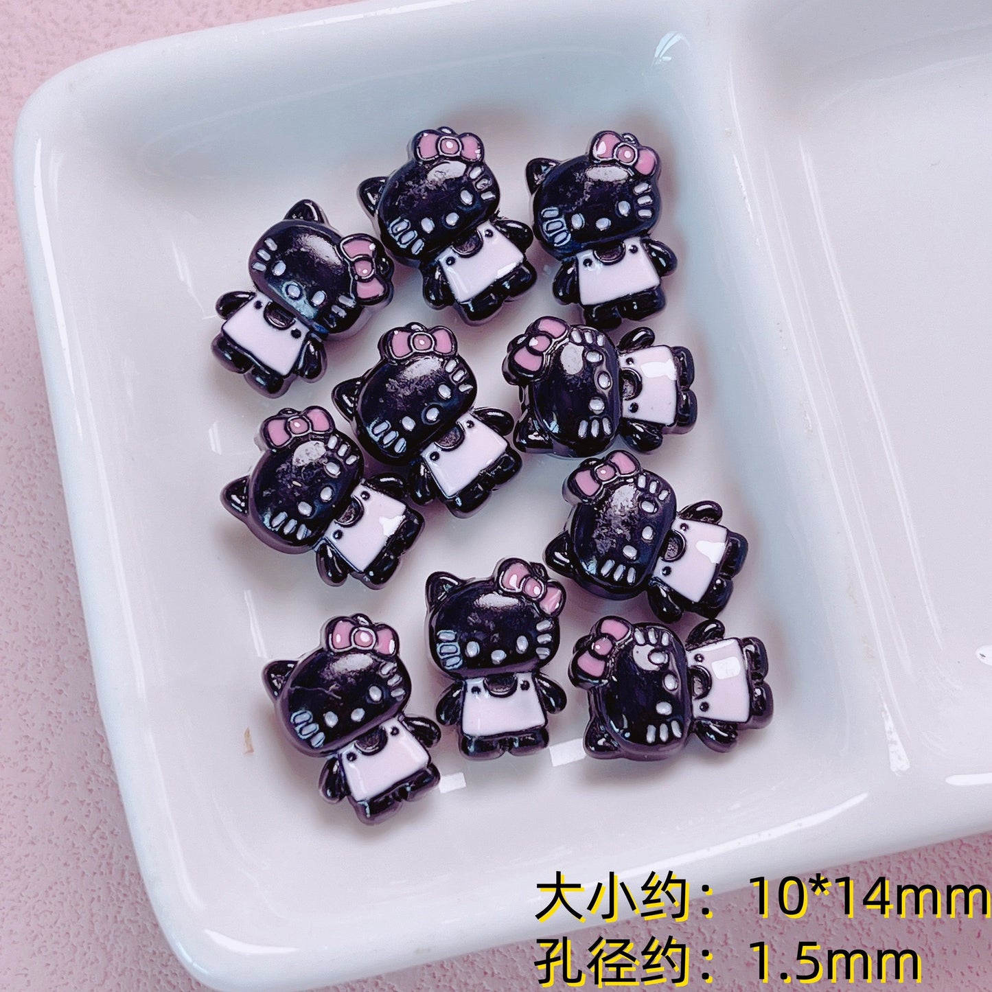 Skateboard Hello Kitty Alloy Beads