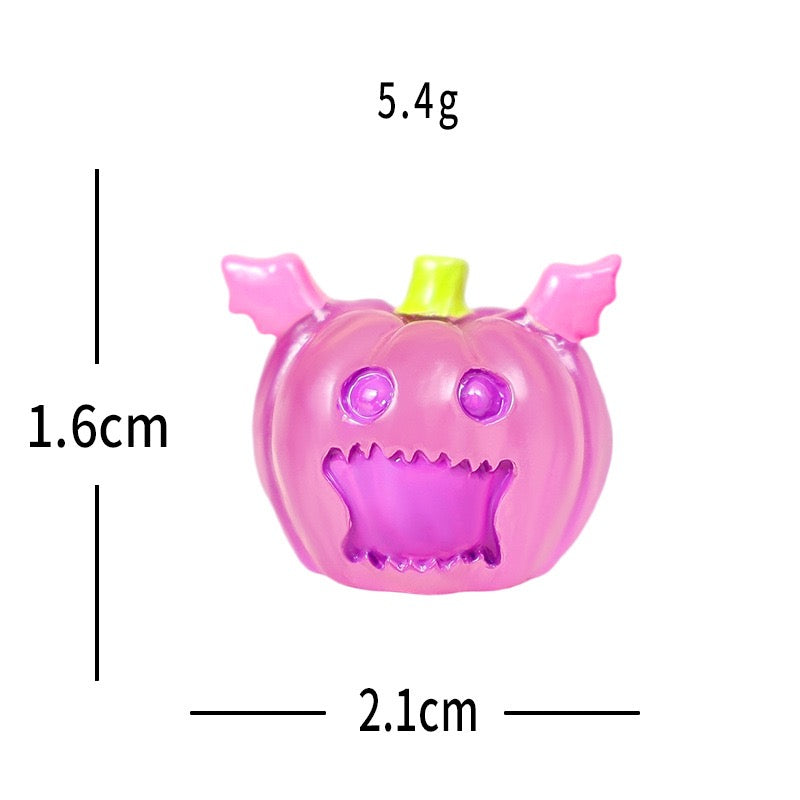 Glow‑in‑the‑Dark Halloween Charm