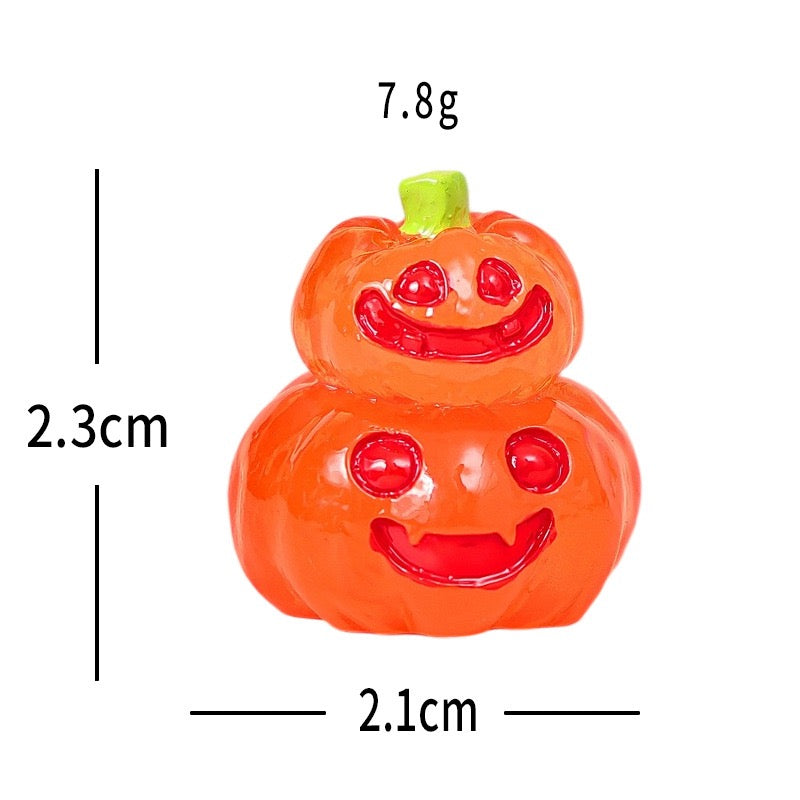 Glow‑in‑the‑Dark Halloween Charm