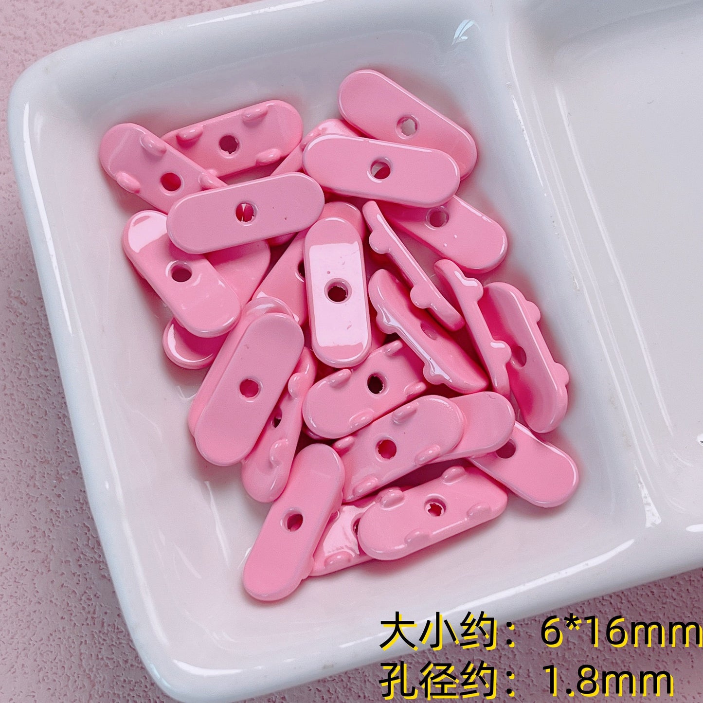 Skateboard Hello Kitty Alloy Beads