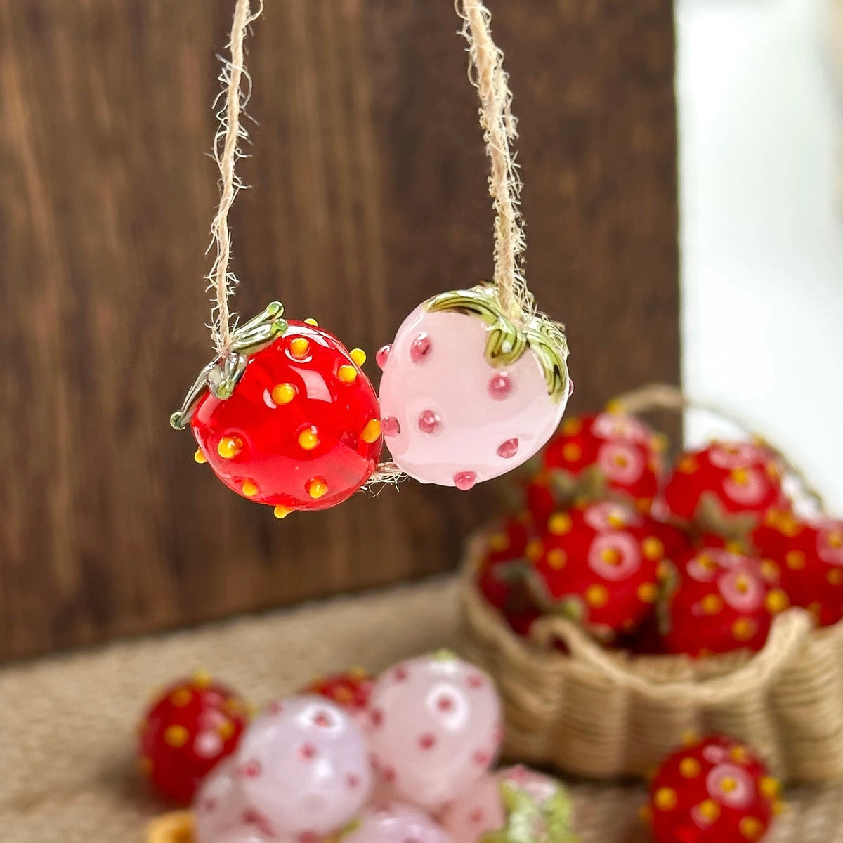 String Strawberries Strawberry Beaded String – CloudDIY