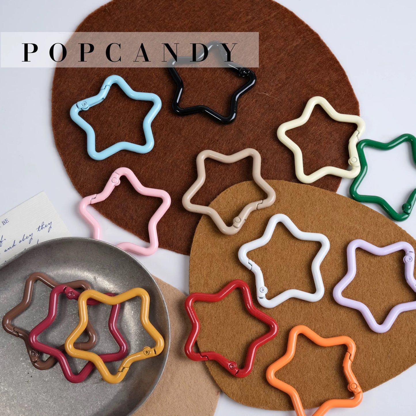 Large-Sized Star-Shaped Spring Button