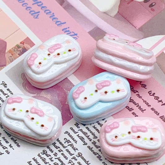 Hello Kitty Bread Charm