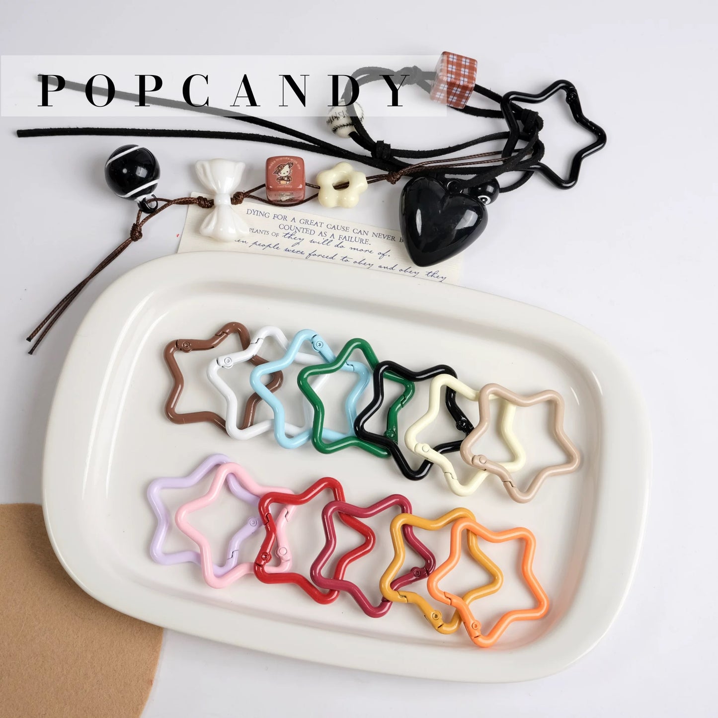 Large-Sized Star-Shaped Spring Button