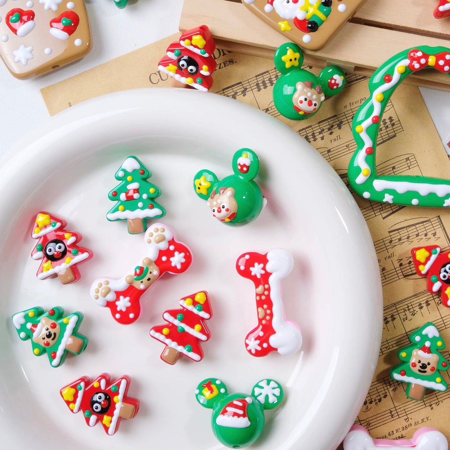 Christmas Alien Hand-Painted Beads