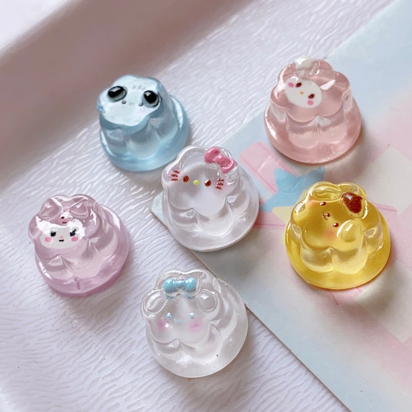 Mini Sanrio Pudding Charm