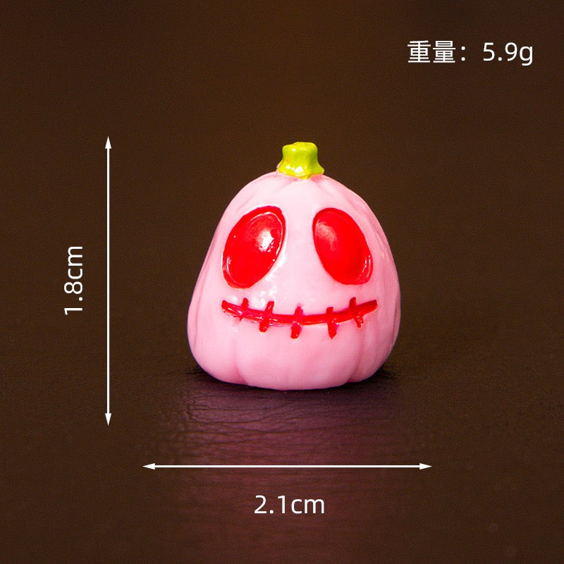 Glow‑in‑the‑Dark Halloween Charm