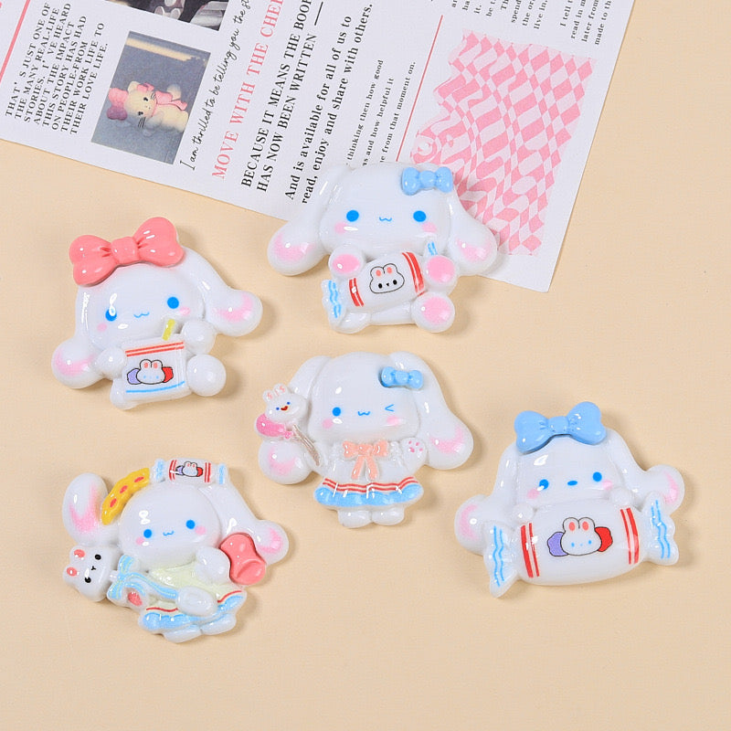 Large Glow-In-The-Dark Cinnamoroll Charm