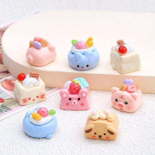 Mini Cake Charm