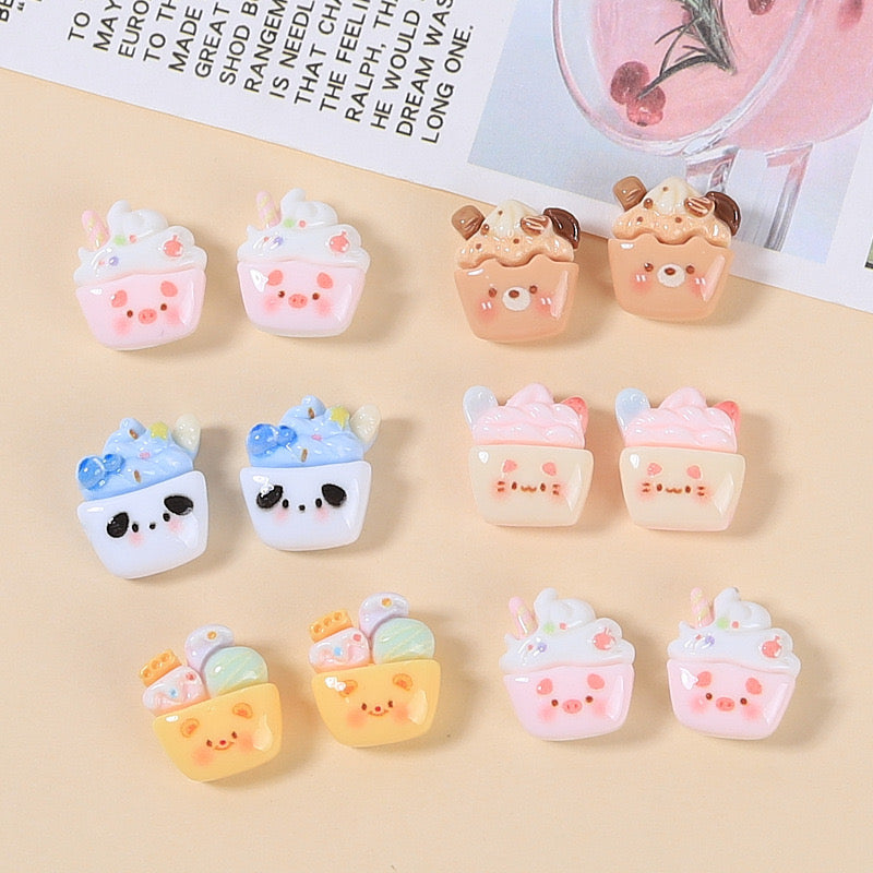 Mini Cake Charm