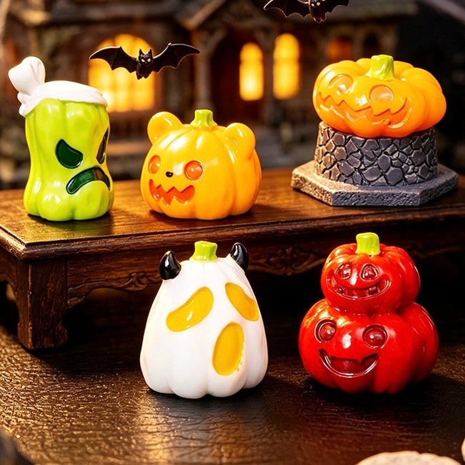 Glow‑in‑the‑Dark Halloween Charm